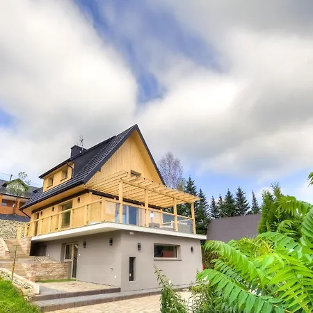 Znamirowickachata Sauna Jacuzzi