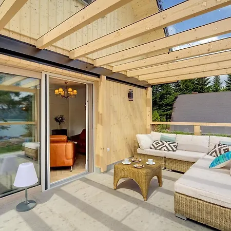 Vila Znamirowickachata Sauna Jacuzzi