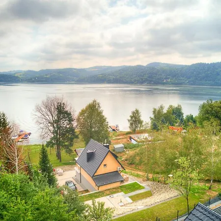 Znamirowickachata Sauna Jacuzzi Vila