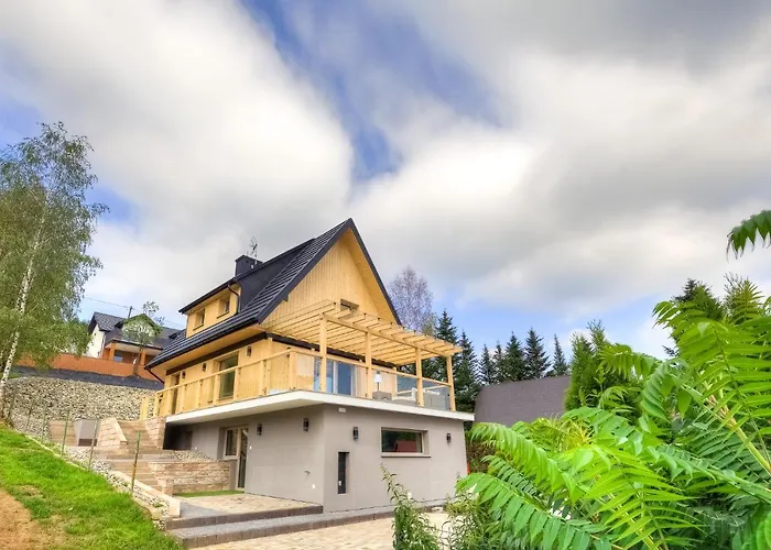 Znamirowickachata Sauna Jacuzzi