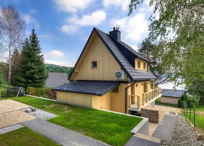 Villa Znamirowickachata Sauna Jacuzzi