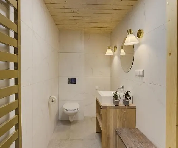 Znamirowickachata Sauna Jacuzzi Villa Znamirowice