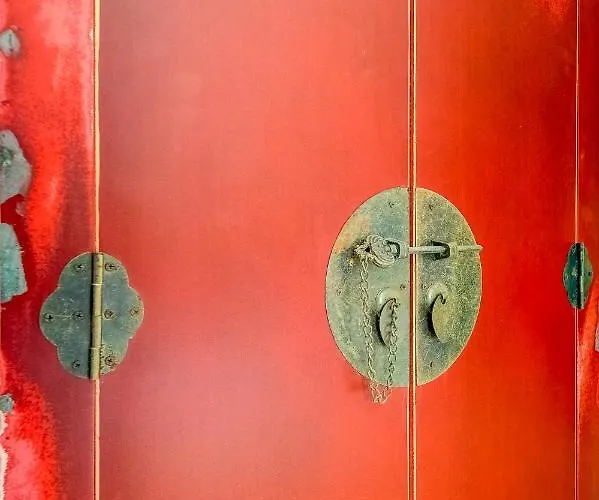 Villa Znamirowickachata Sauna Jacuzzi